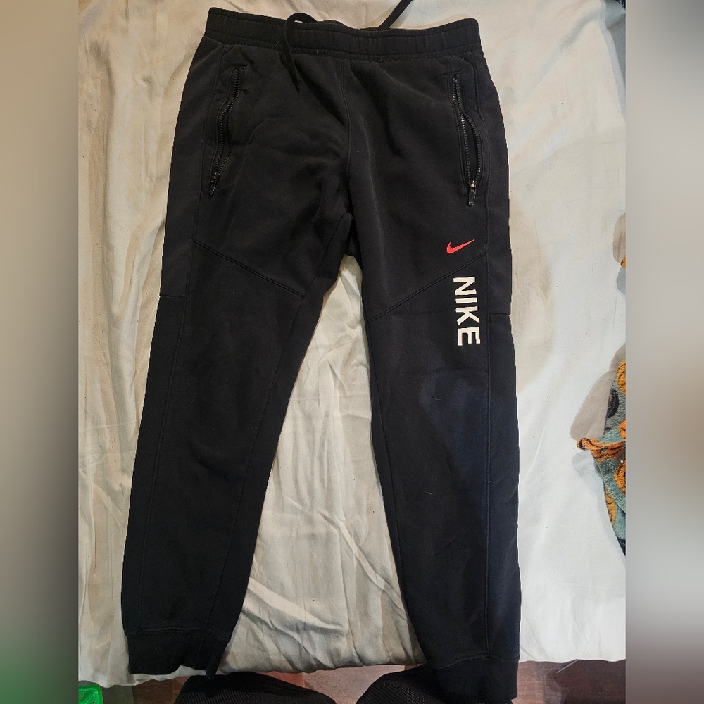 Nike Black Sweatpants Athletic Joggers
